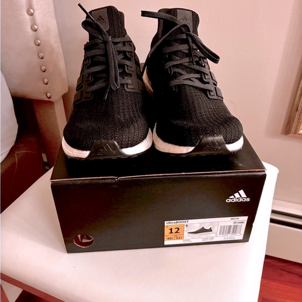 Adidas UltraBoost Men's Black Athletic Shoes BRAND NEW
